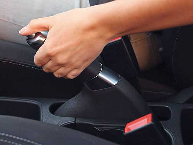 10 loših vozačkih navika koje neprimetno oštećuju vozilo