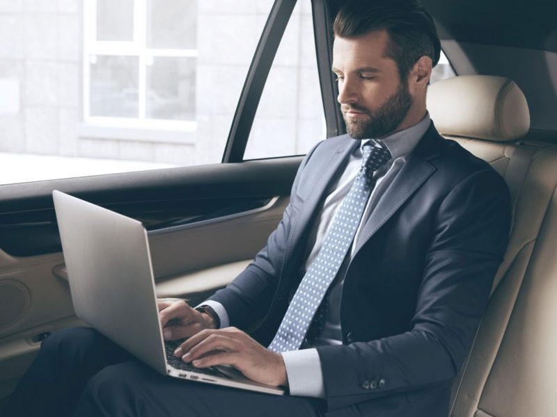 Iznajmljivanje luksuznih vozila za poslovna putovanja