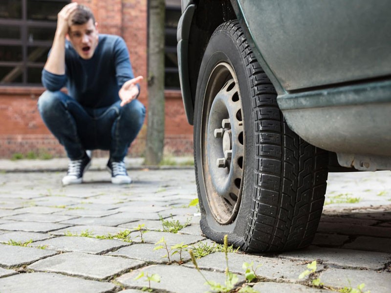 Kako promeniti probušenu gumu